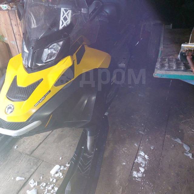 BRP Ski-Doo Skandic SWT. ,  ,   