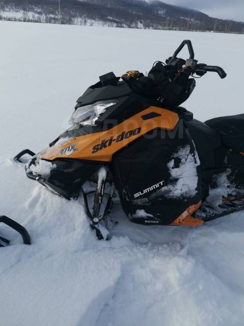 BRP Ski-Doo Summit. ,  ,   