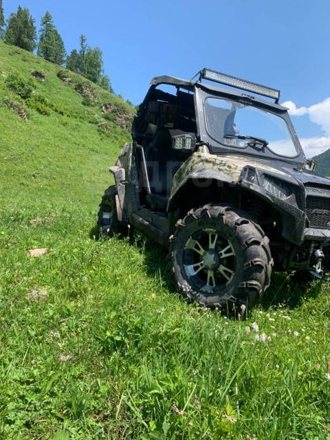 Polaris RZR. ,  \,   