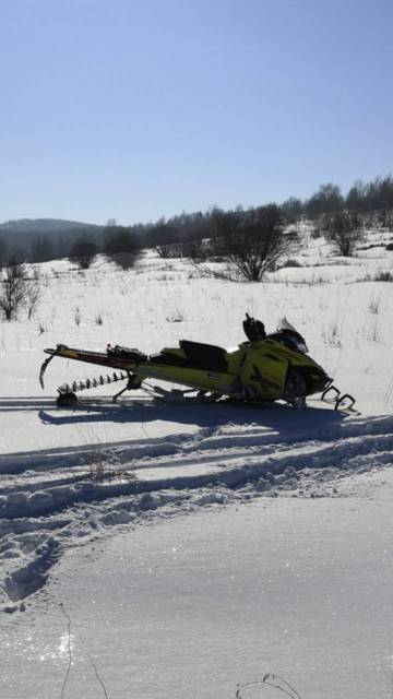 BRP Ski-Doo Summit. ,  ,   