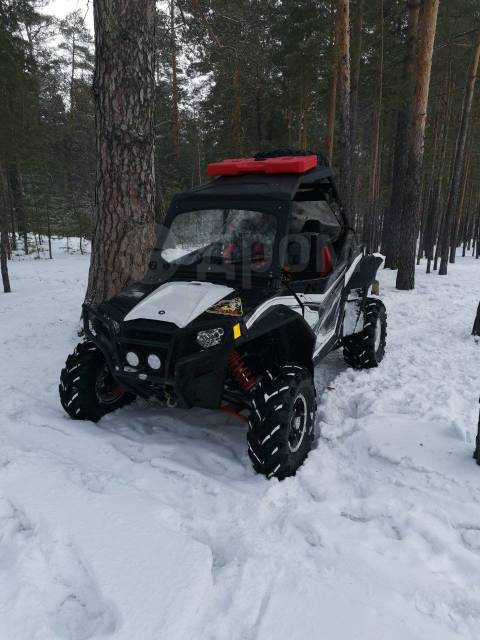 Polaris RZR 900. ,  \,   