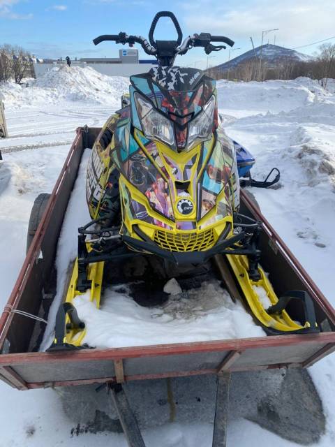 BRP Ski-Doo Summit X T3. ,  ,   