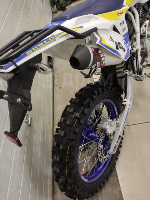 Motoland xt 250 hs (172fmm) с птс. Мотоцикл кросс motoland xt 250. Motoland hs 250. Мотоцикл кросс motoland xt250 st-fa (172fmm). Motoland xt250 hs черно синий.