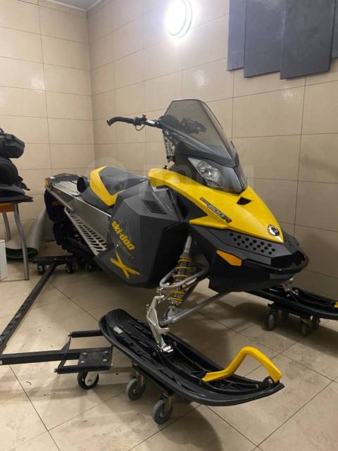 BRP Ski-Doo Summit X. ,  ,   