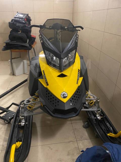 BRP Ski-Doo Summit X. ,  ,   