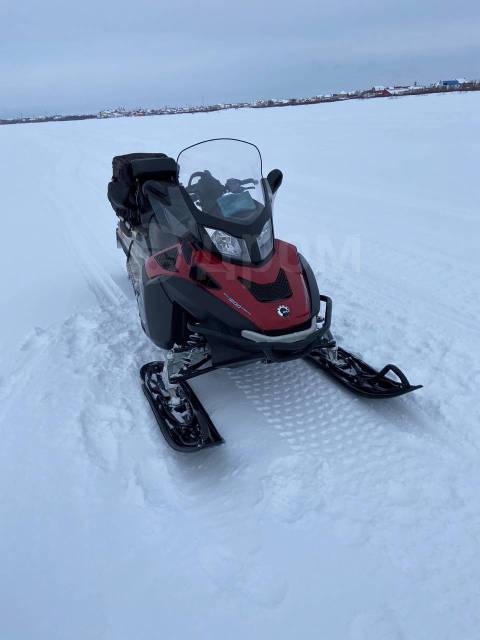 BRP Ski-Doo Expedition. ,  ,   