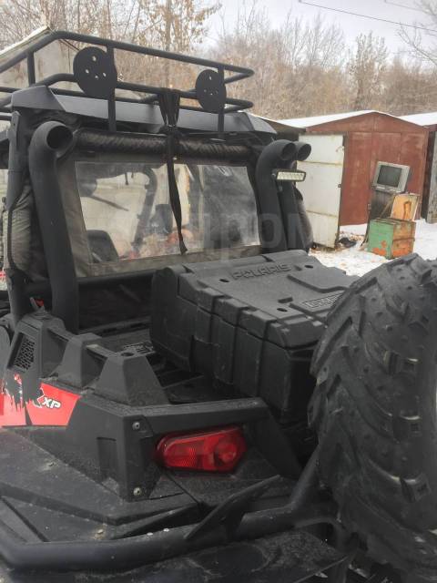 Polaris RZR. ,  \,   