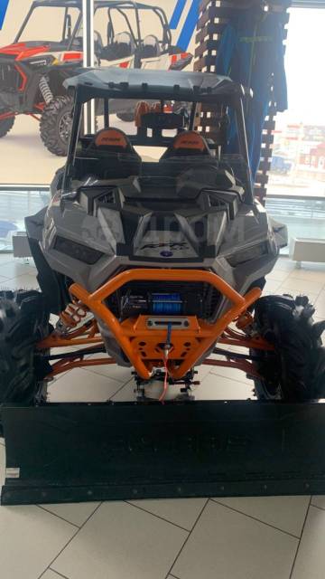 Polaris RZR XP 1000 EPS High Lifter. ,  \,   