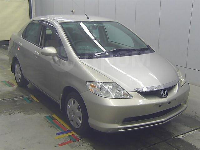 Honda Fit Aria 2004