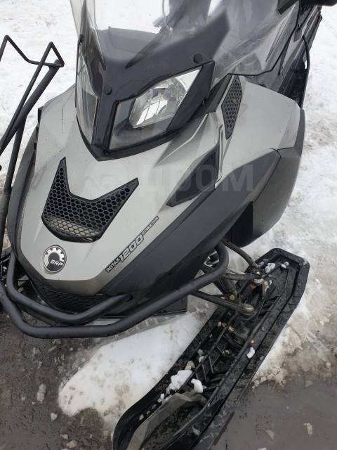 BRP Ski-Doo Expedition. ,  ,   