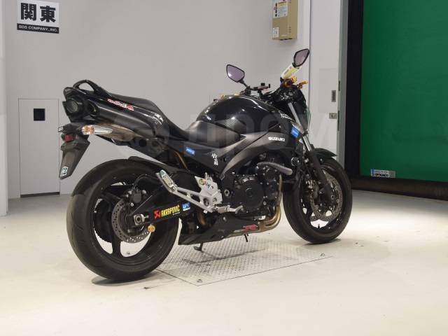 Suzuki GSR 400. 400. ., , ,  .     