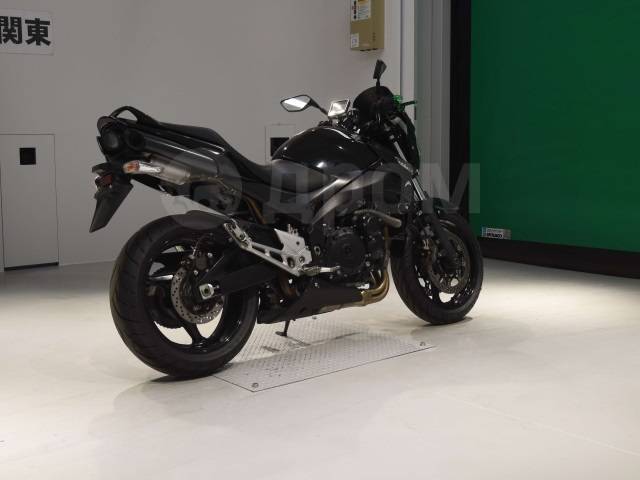 Suzuki GSR 400. 400. ., , ,  .     