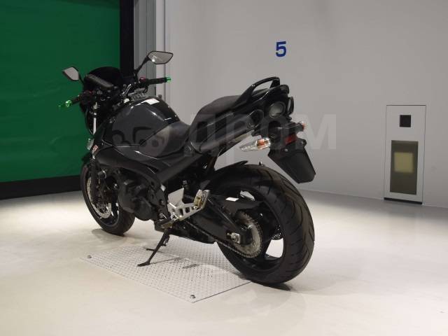 Suzuki GSR 400. 400. ., , ,  .     