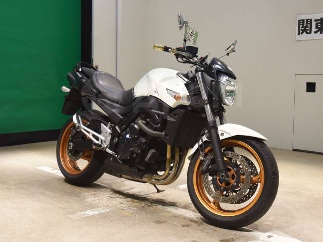 Suzuki GSR 400. 400. ., , ,  .     