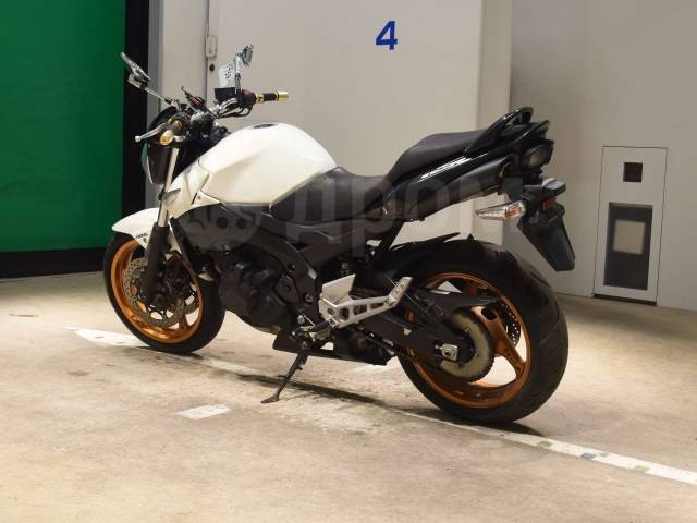 Suzuki GSR 400. 400. ., , ,  .     