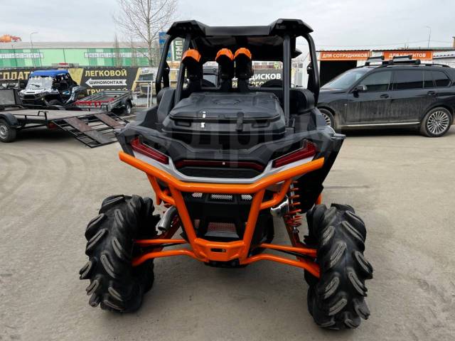 Polaris RZR. ,  \,   