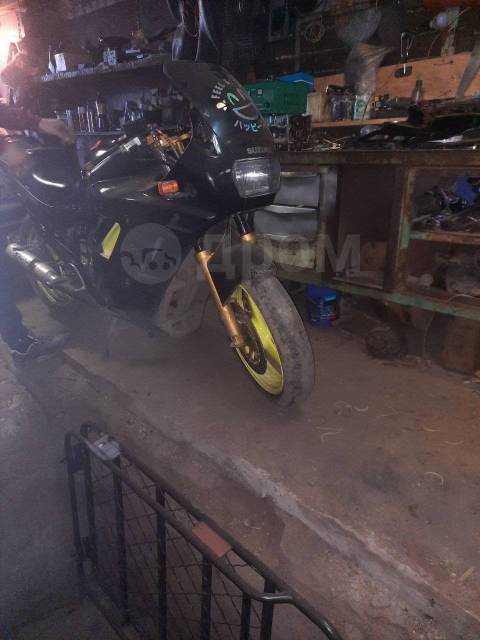 Suzuki GSX 400F. 400. ., , ,   