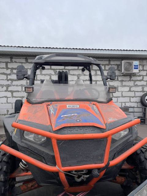 Polaris Ranger RZR XP 900. ,  \,   