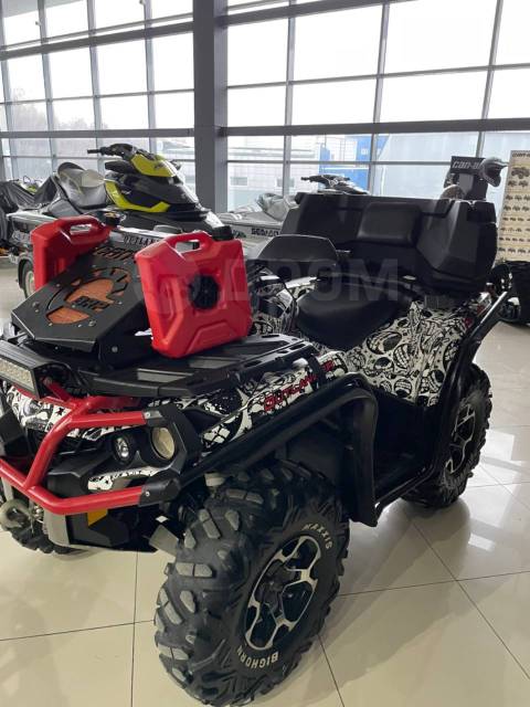 BRP Can-Am Outlander 1000R XT. ,  \,   