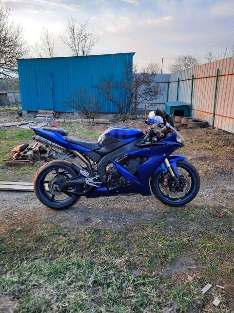 Yamaha R1. 1 000. ., , ,   