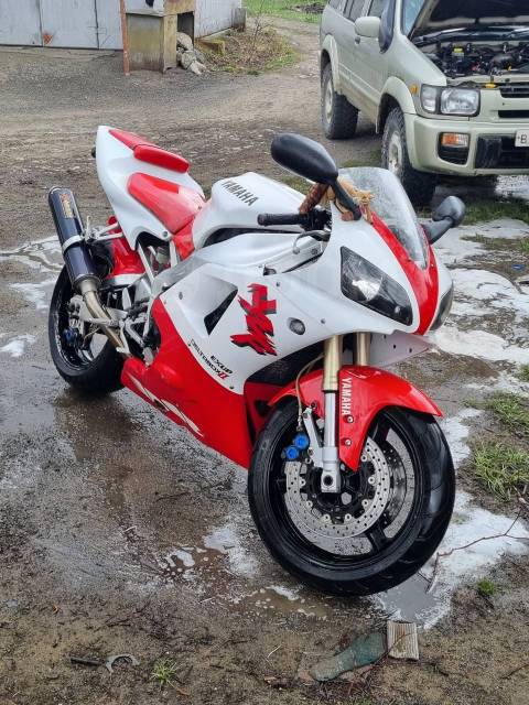 Yamaha R1. 1 000. ., , ,   