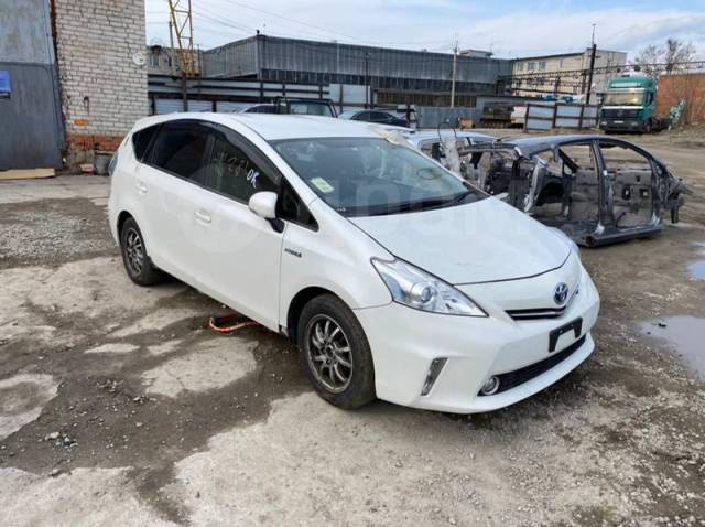 Toyota Safety Prius Alpha