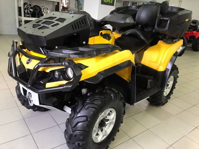 BRP Can-Am Outlander Max 800 XT. ,  \,   