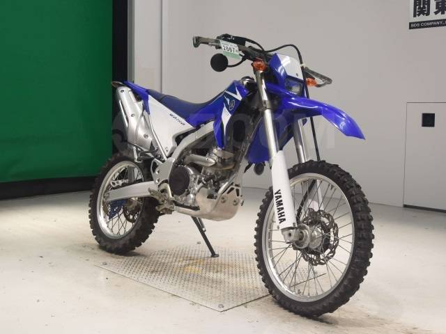 Yamaha WR 250R. 250. ., , ,  .     