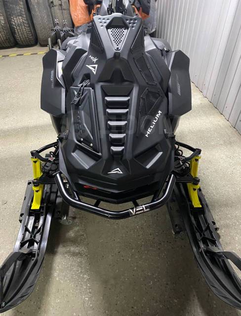 BRP Ski-Doo Summit. ,  ,   