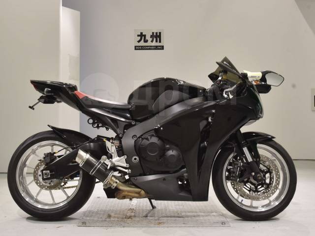 Honda CBR 1000RR Fireblade. 1 000. ., , ,  .     