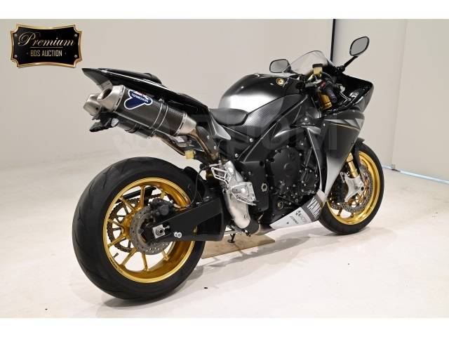 Yamaha YZF-R1. 1 000. ., , ,  .     