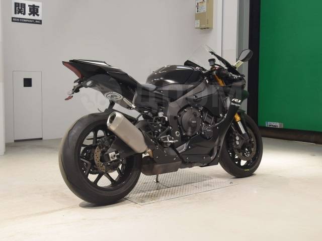 Yamaha YZF-R1. 1 000. ., , ,  .     