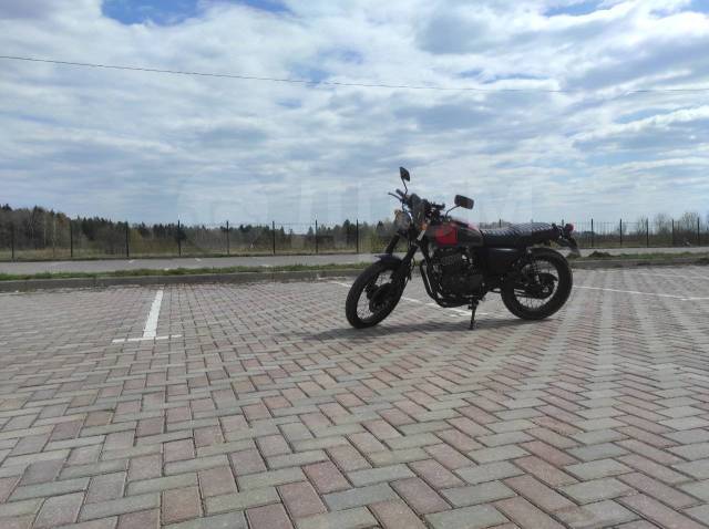 Triumph Bonneville. 400. ., , ,   