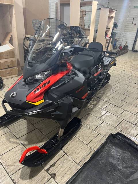 BRP Ski-Doo Skandic WT. ,  ,   