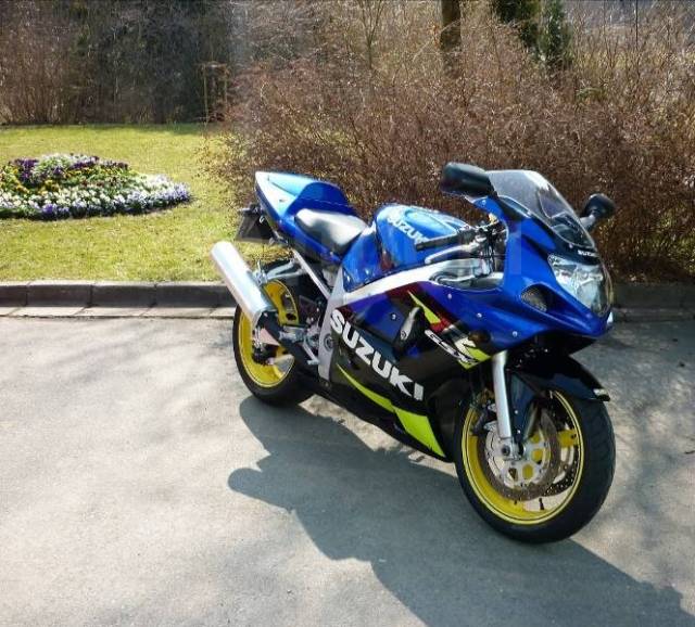 Suzuki GSXR 1000 k1