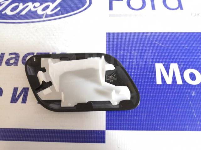 Купить Крышка форсунки омывателя фар левая. Ford Kuga 2 2013-2019 ...