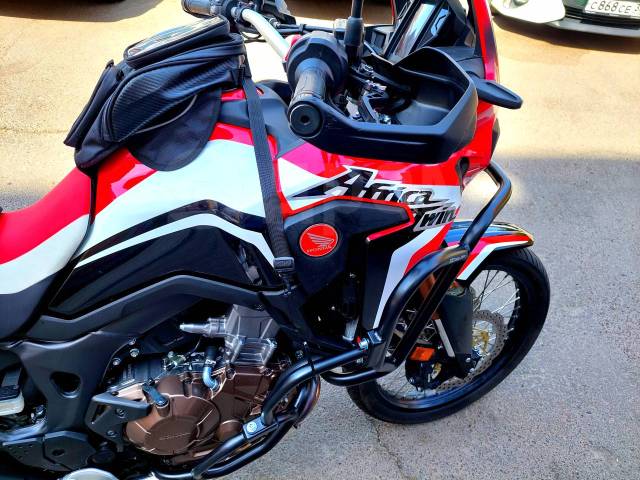 Honda Africa Twin. 1 000. ., , ,   