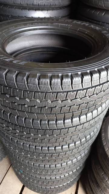 美品】 新車外しDUNLOPSP355k LT 113/111L 205/75R16 タイヤ