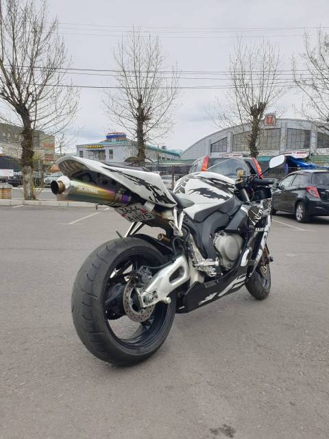 Honda CBR 1000RR Fireblade. 1 000. ., , ,   