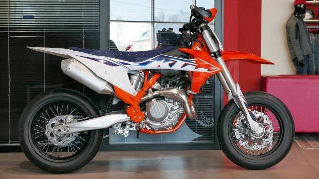 KTM SMR
