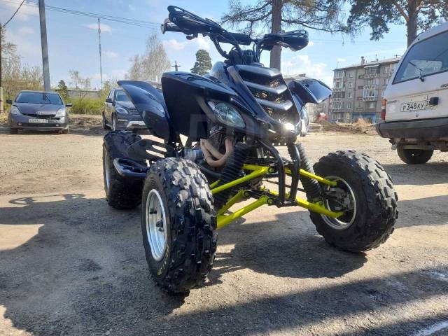 Yamaha Raptor 660. ,  \,   