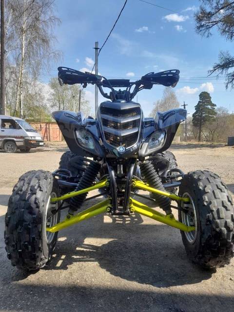 Yamaha Raptor 660. ,  \,   