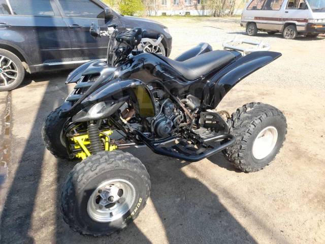 Yamaha Raptor 660. ,  \,   