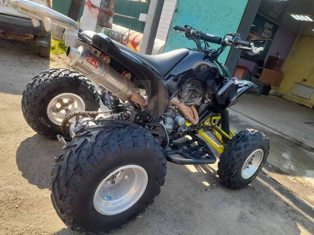 Yamaha Raptor 660. ,  \,   