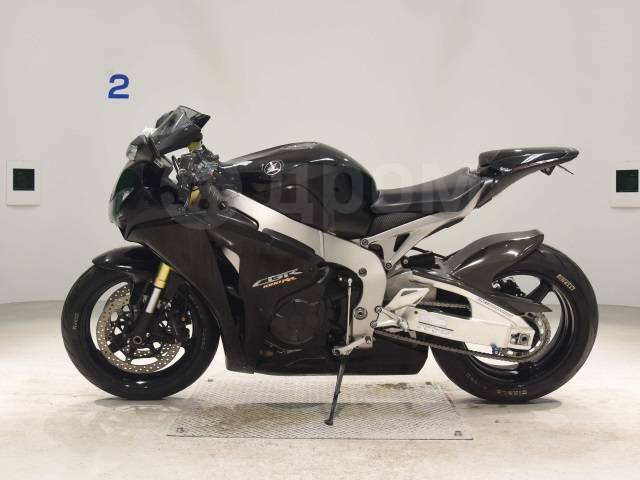 Honda CBR 1000RR Fireblade. 1 000. ., , ,  .     