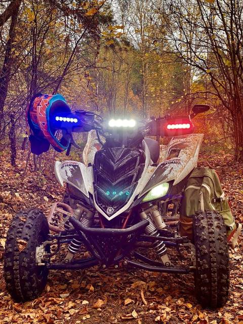 Yamaha Raptor. ,  \,   