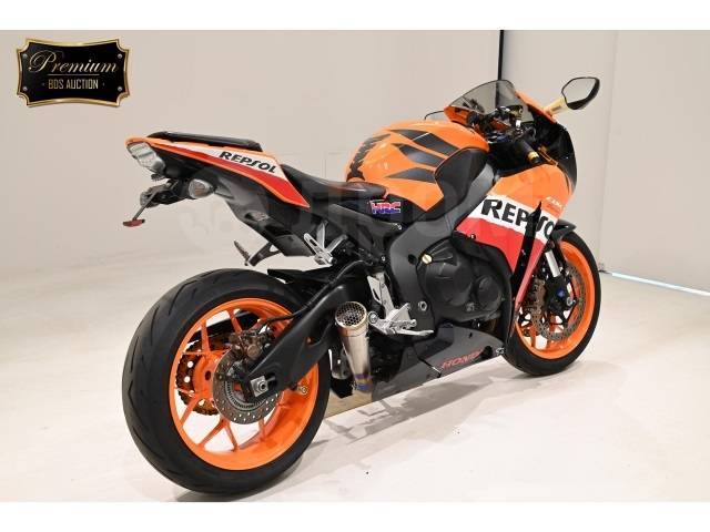 Honda CBR 1000RR Fireblade. 1 000. ., , ,  .     