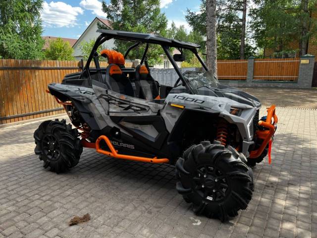 Polaris RZR. ,  \,   