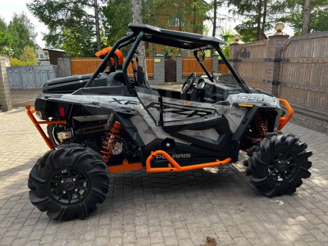 Polaris RZR. ,  \,   