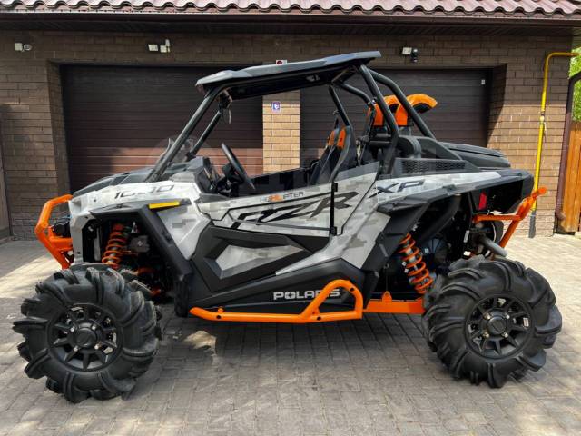 Polaris RZR. ,  \,   